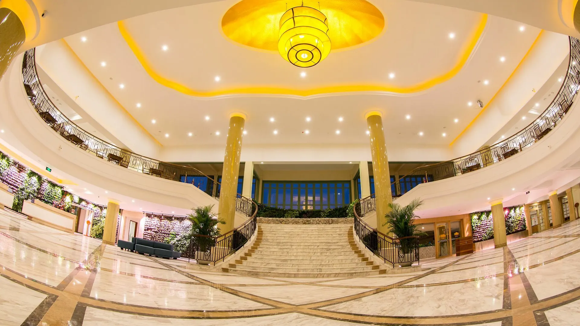 Resort Golden Palm Sanya 4*,  China